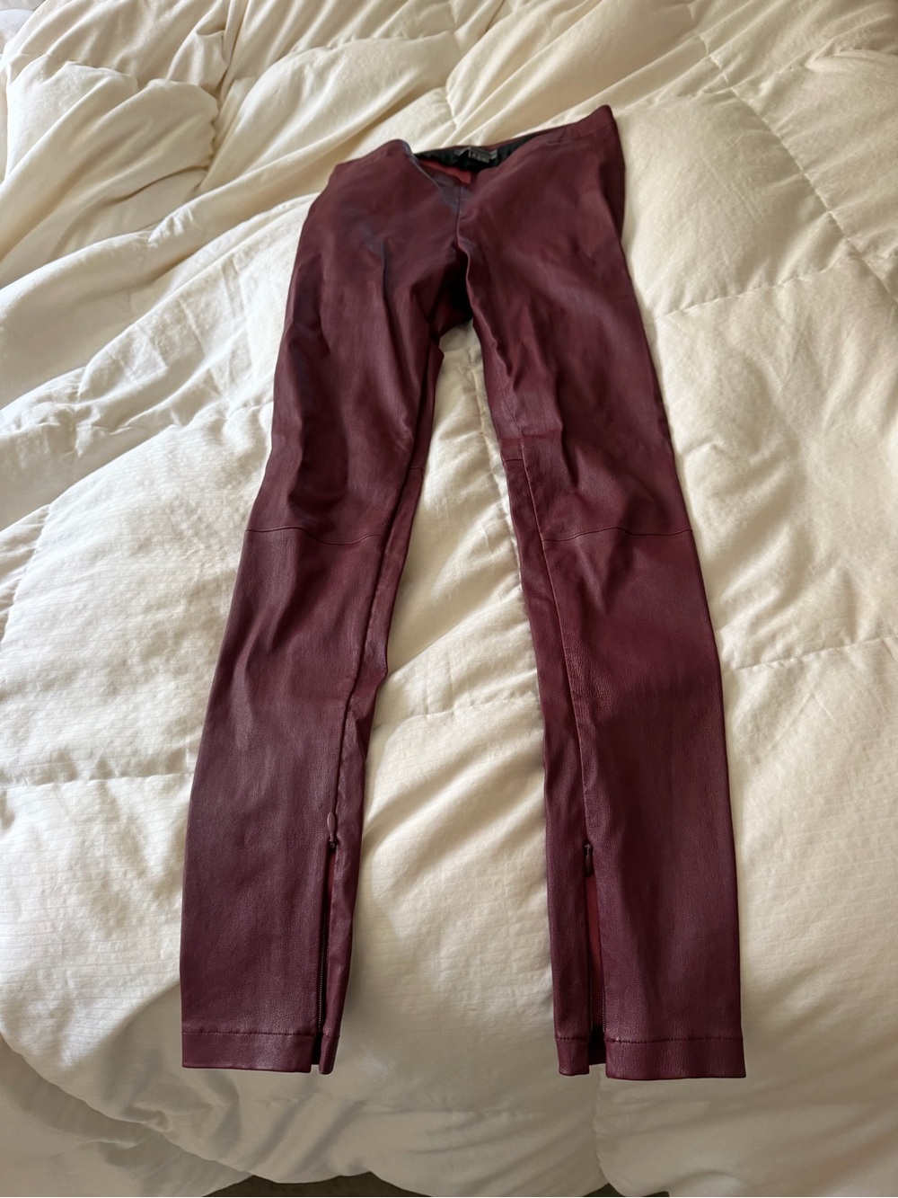 Vince Women’s Burgundy Skinny Lamb Leather Pants